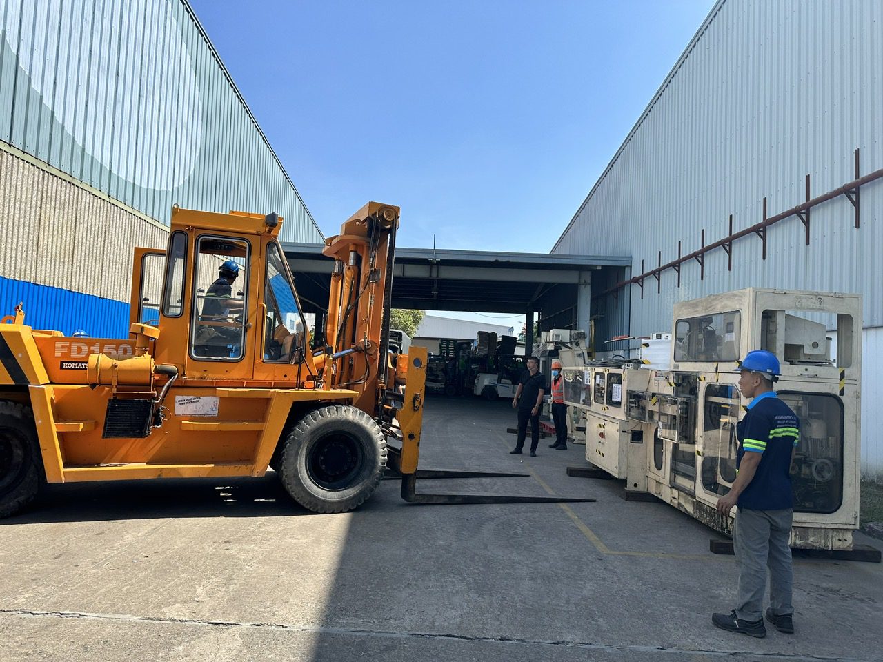 Dịch vụ cho thuê xe nâng tại Thành Tiên Logistics chuyên nghiệp, linh hoạt và tiết kiệm chi phí.