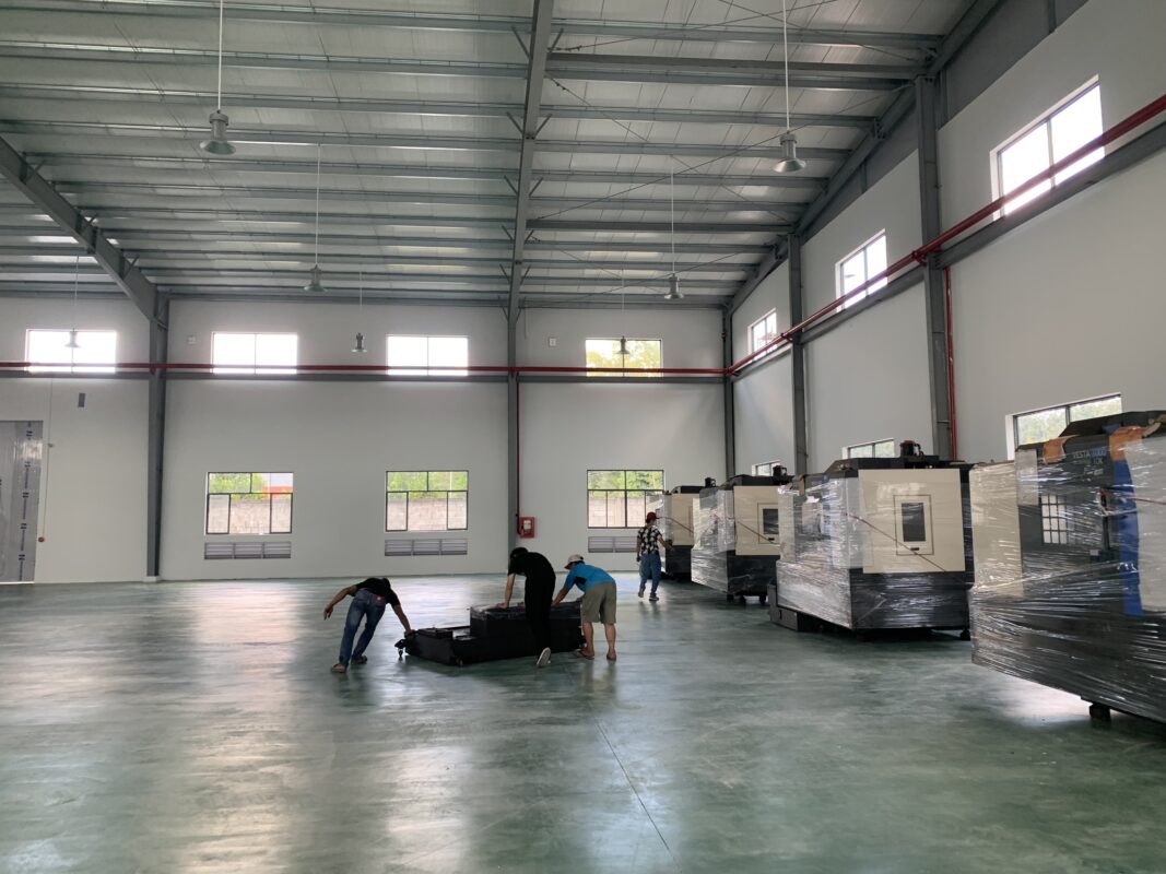 Dịch vụ chuyển kho xưởng trọn gói uy tín, chuyên nghiệp tại Thành Tiên Logistics.